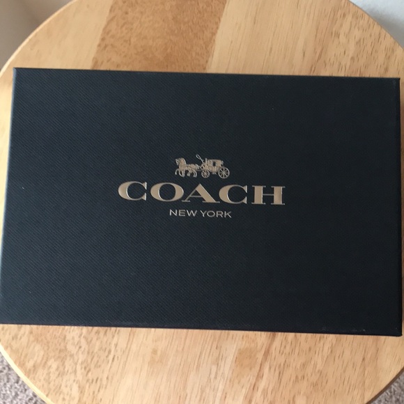 Coach Wristlet - Picture 8 of 8